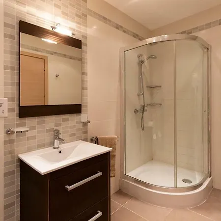 Luxury In The Heart Of *