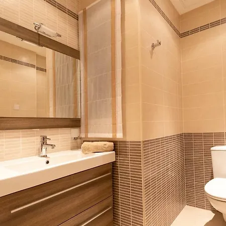 Luxury In The Heart Of *